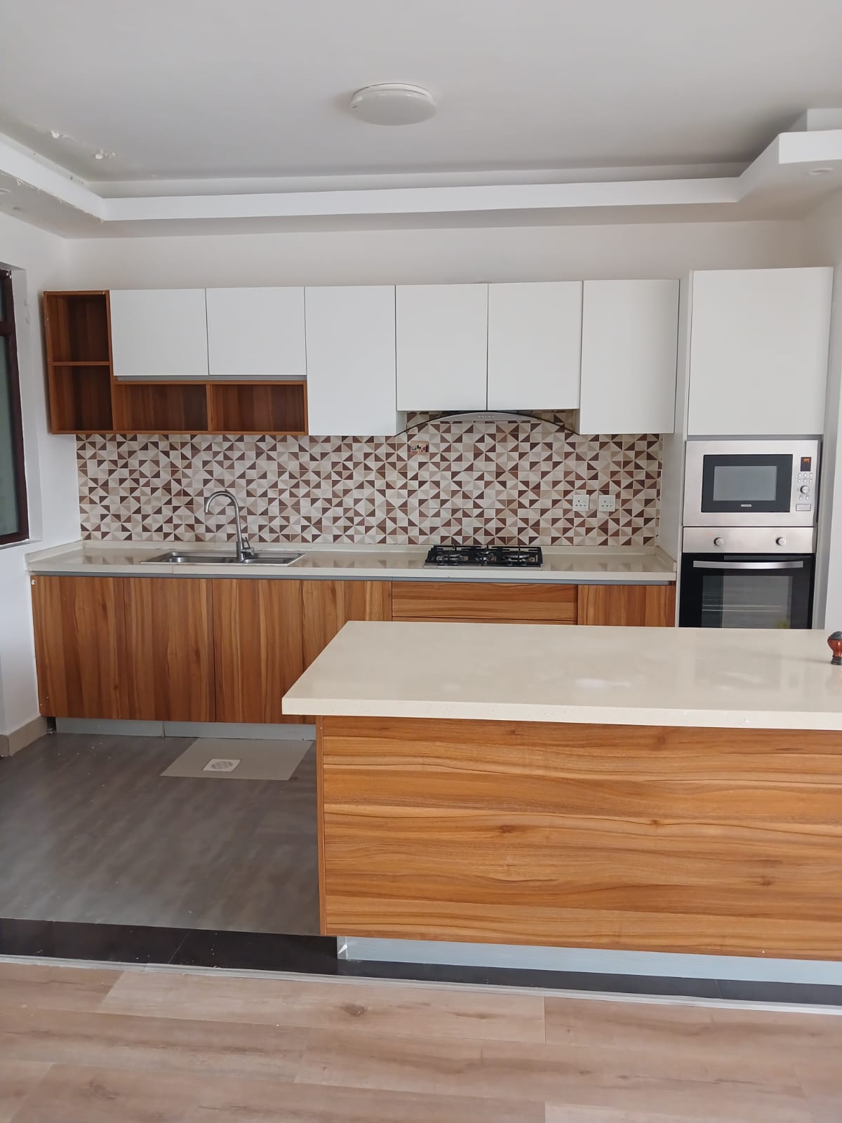 CHERRY WOOD, TWO BEDROOM APARTMENT FOR RENT